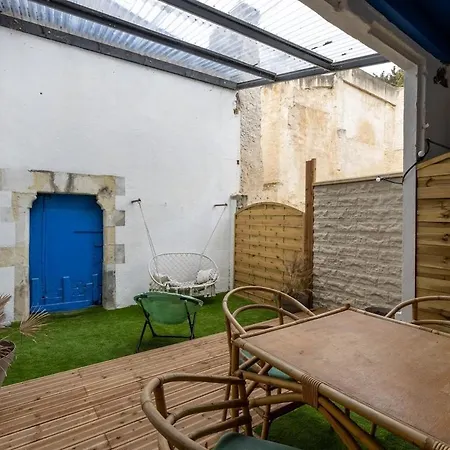 Le Globe Trotteur ~ Centre-ville ~ Terrasse Daire *